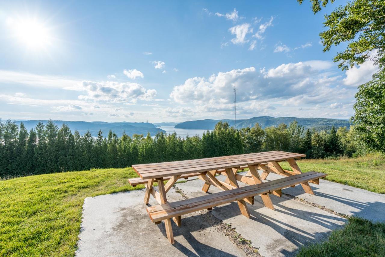 Montfjord - Chalets, Vue Spectaculaire Et Spa. Chantafjord #4 Sacre-Coeur المظهر الخارجي الصورة