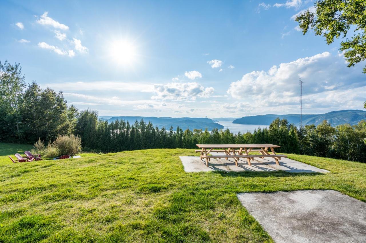 Montfjord - Chalets, Vue Spectaculaire Et Spa. Chantafjord #4 Sacre-Coeur المظهر الخارجي الصورة