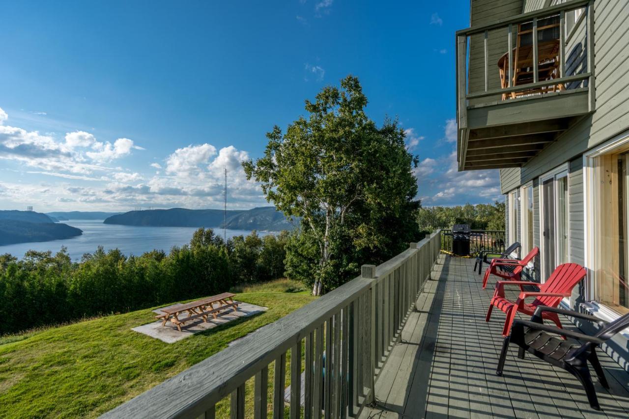 Montfjord - Chalets, Vue Spectaculaire Et Spa. Chantafjord #4 Sacre-Coeur المظهر الخارجي الصورة