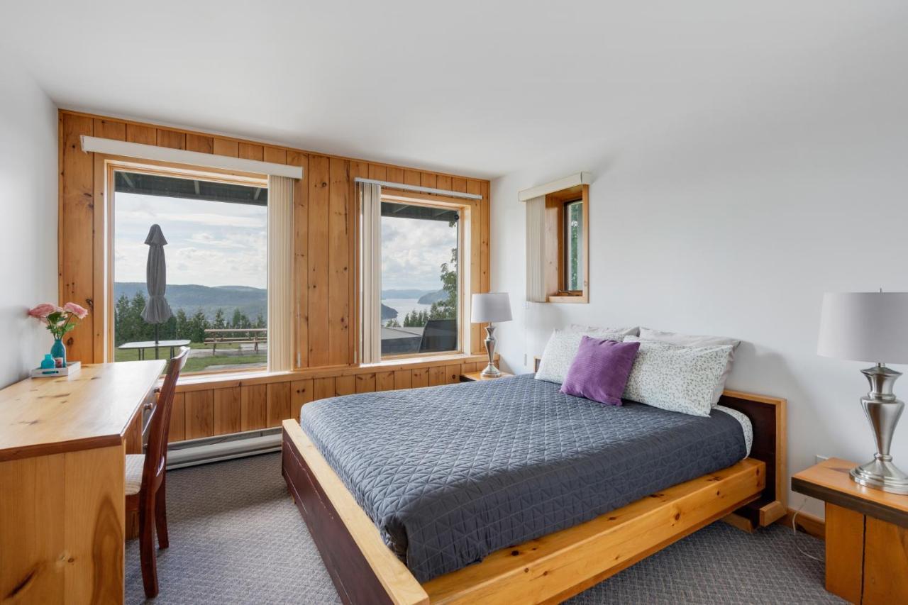 Montfjord - Chalets, Vue Spectaculaire Et Spa. Chantafjord #4 Sacre-Coeur المظهر الخارجي الصورة